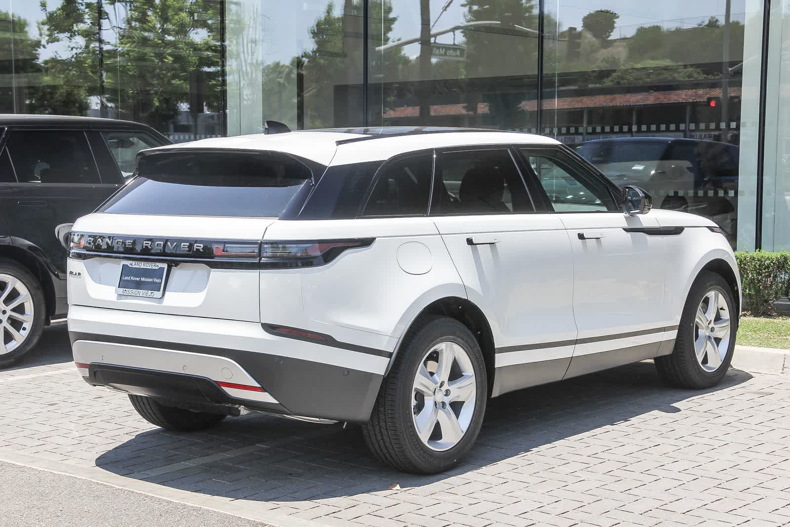 Thumbnail: 2026 Land Rover Range Rover Velar - 6