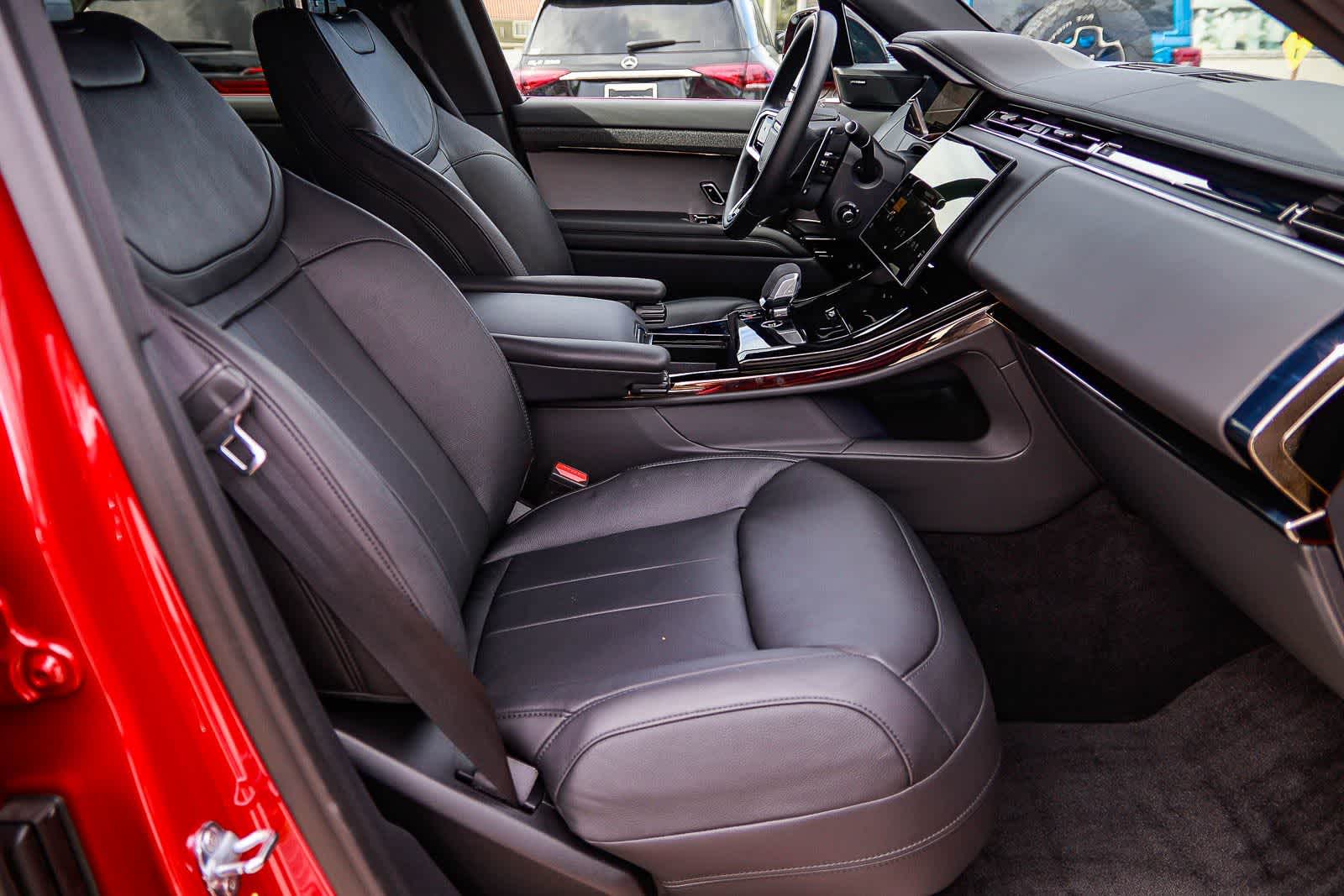 Thumbnail: 2025 Land Rover Range Rover Sport - 15