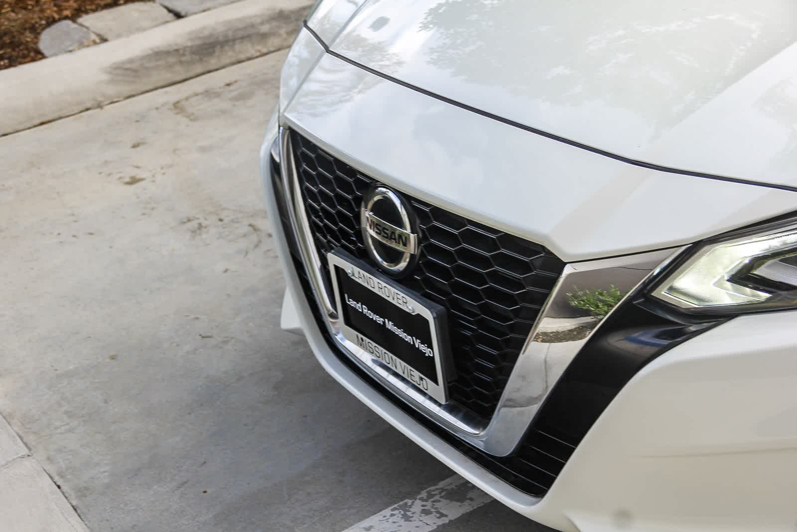 Thumbnail: 2020 Nissan Altima - 11