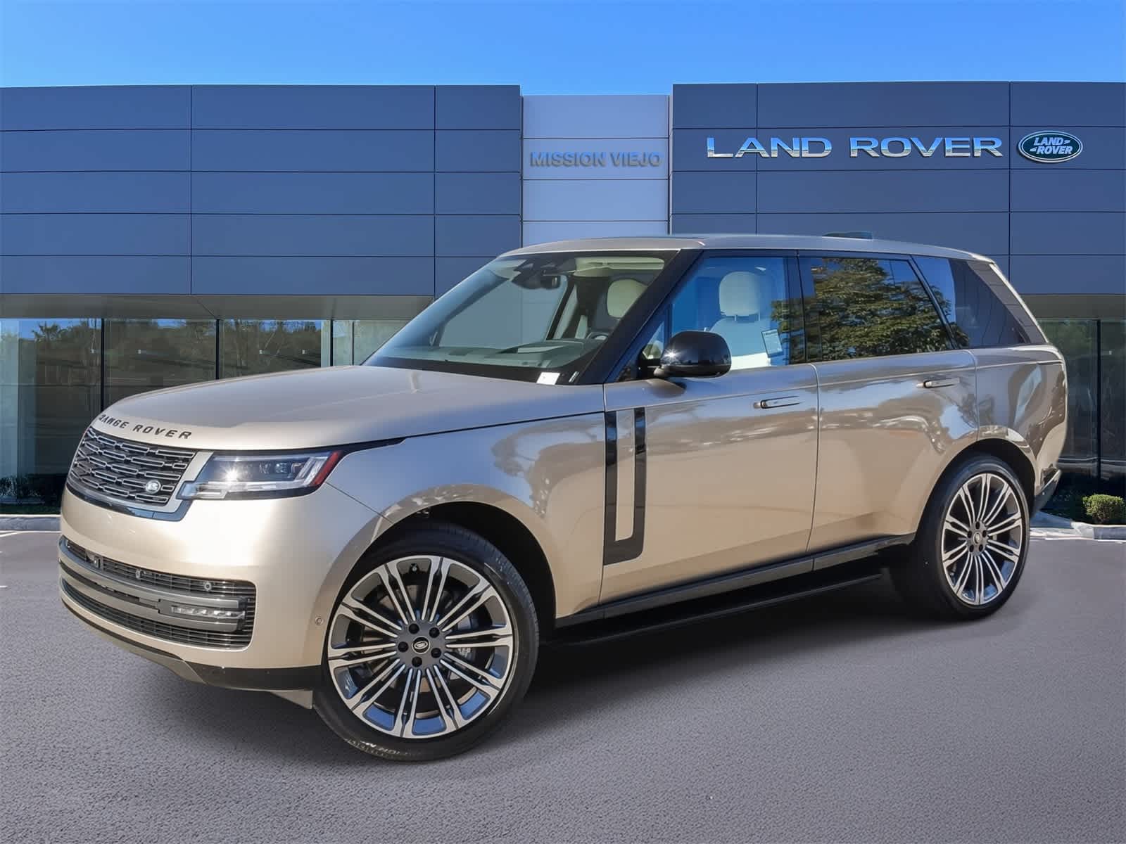 Thumbnail: 2025 Land Rover Range Rover - 1