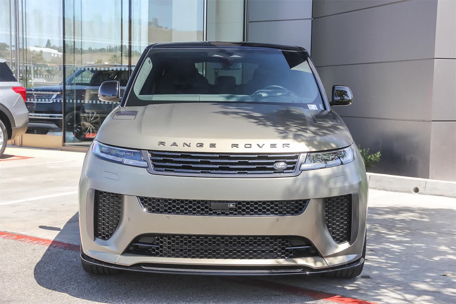 Thumbnail: 2024 Land Rover Range Rover Sport - 2