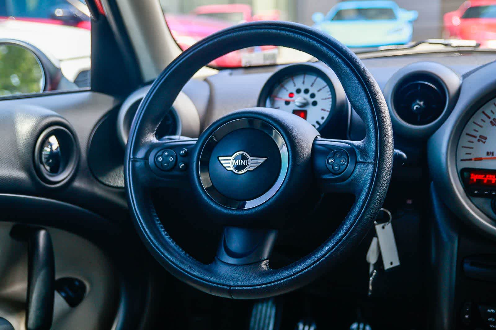 Thumbnail: 2012 MINI Cooper Countryman - 14