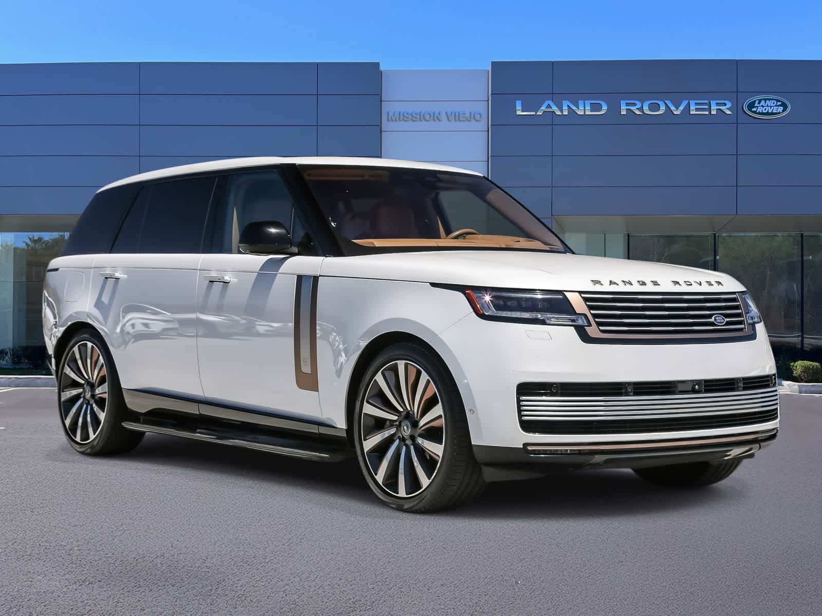 Thumbnail: 2023 Land Rover Range Rover - 3