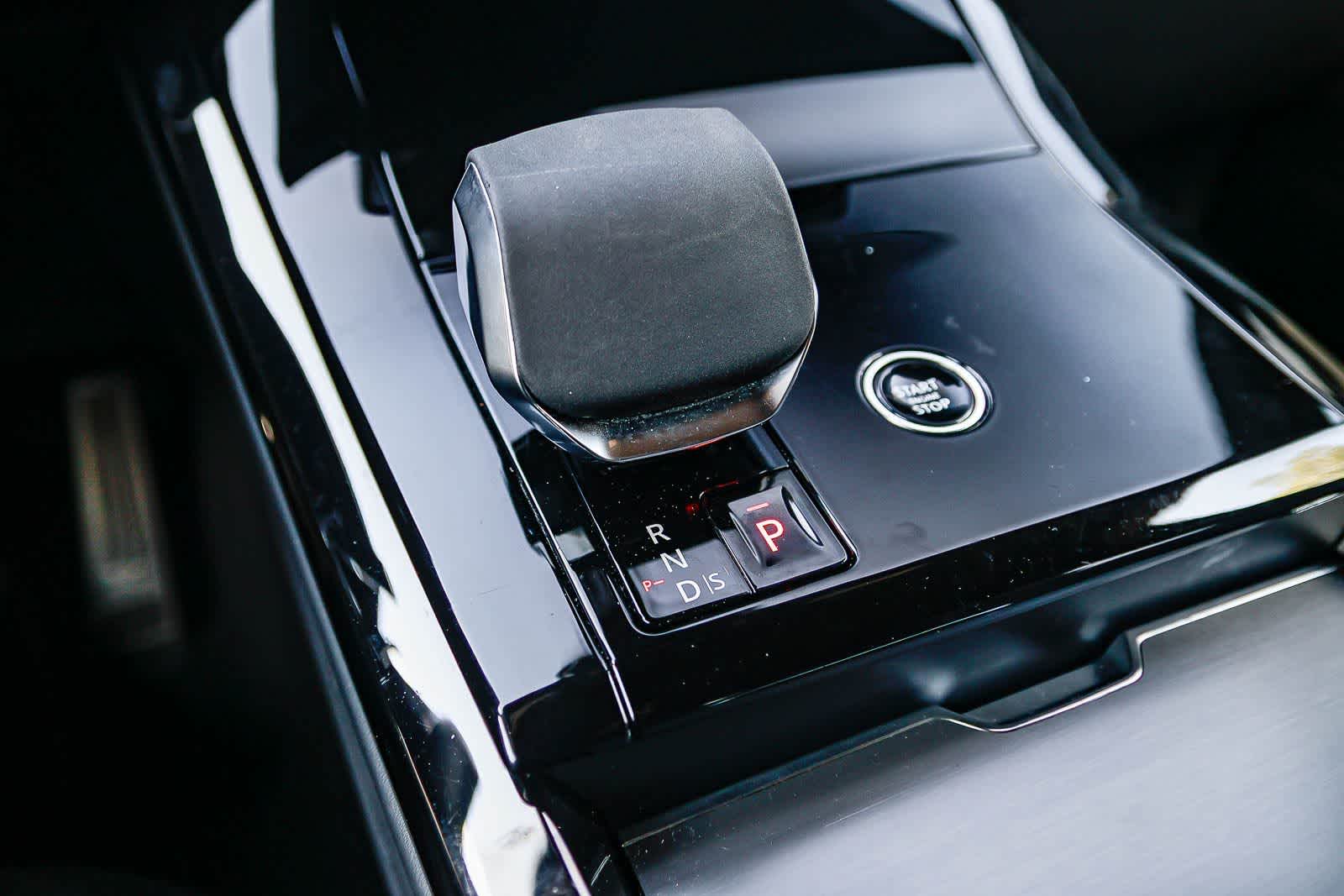 Thumbnail: 2024 Land Rover Range Rover Sport - 24