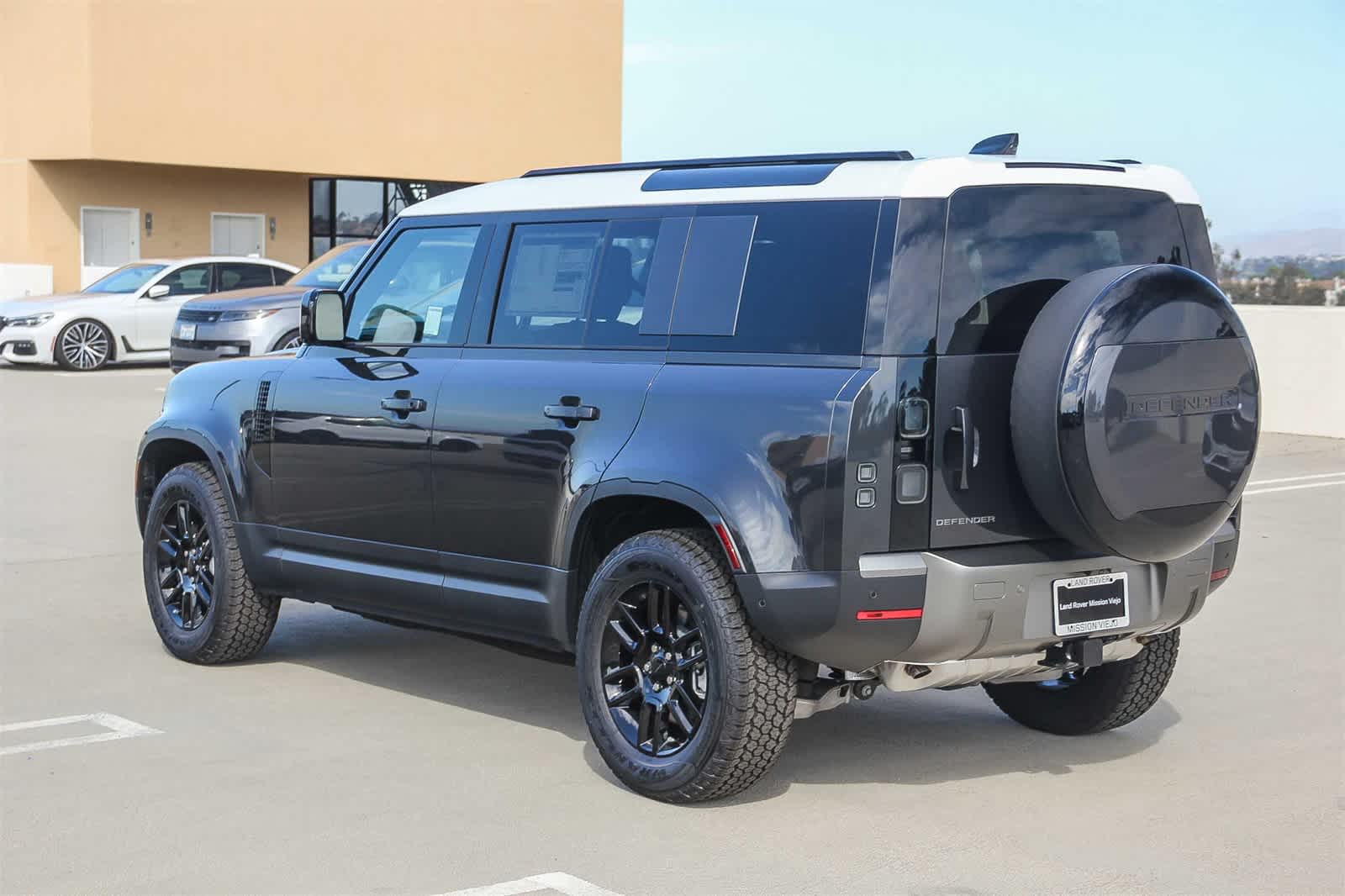 Thumbnail: 2026 Land Rover Defender - 4