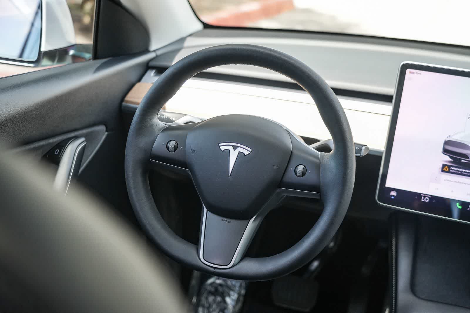 Thumbnail: 2022 Tesla Model Y - 11