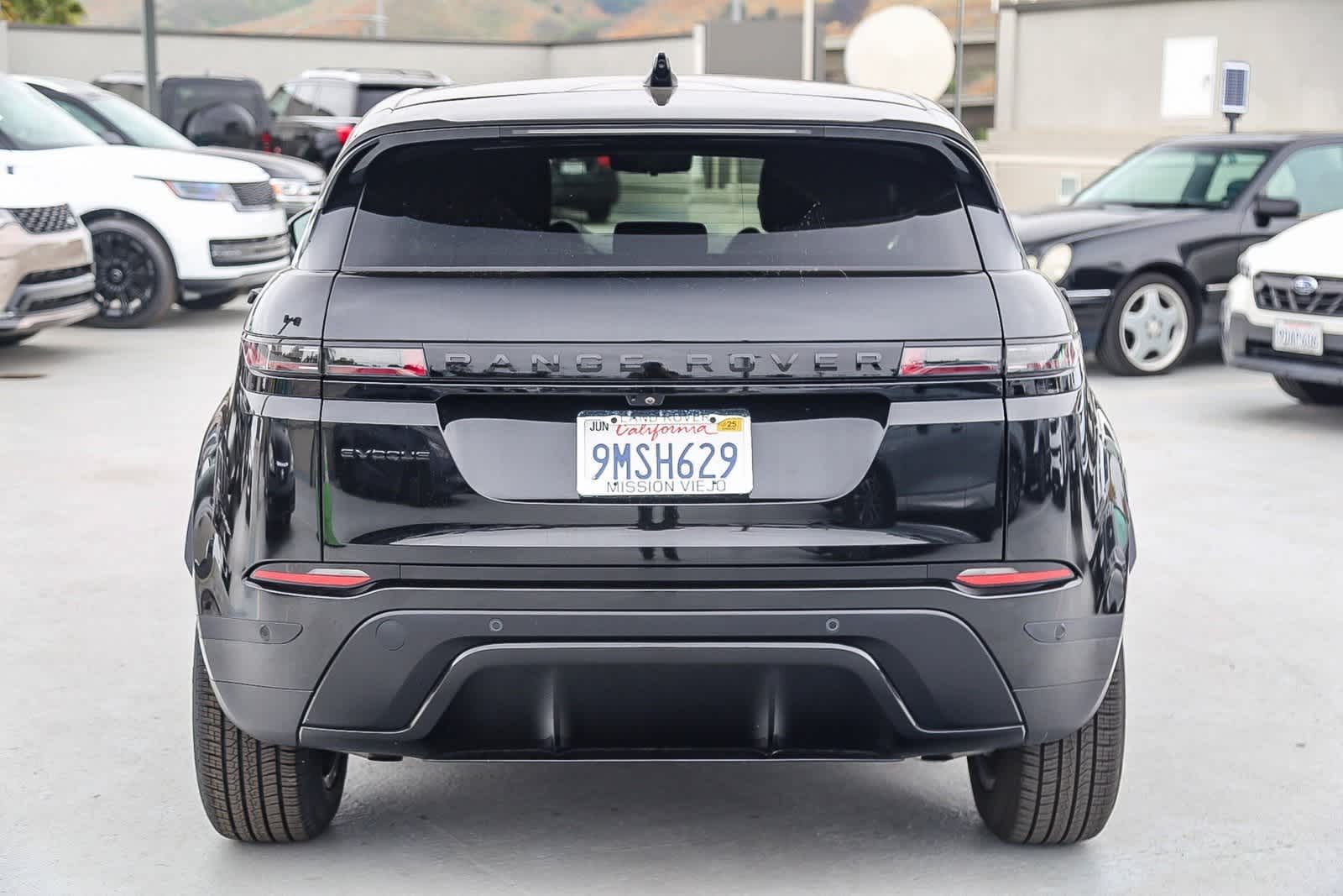 Thumbnail: 2024 Land Rover Range Rover Evoque - 8