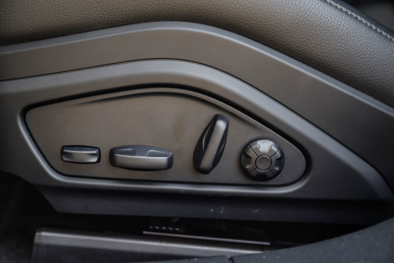 Thumbnail: 2025 Porsche Panamera - 22