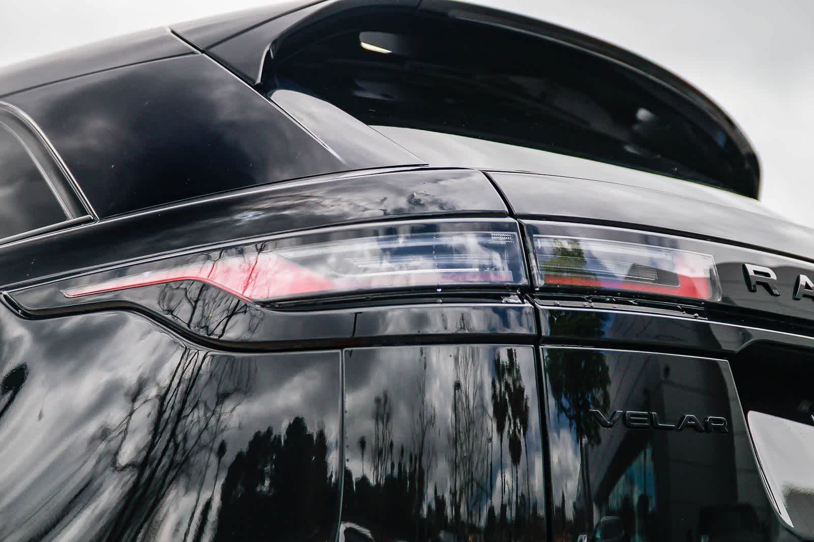 Thumbnail: 2025 Land Rover Range Rover Velar - 7