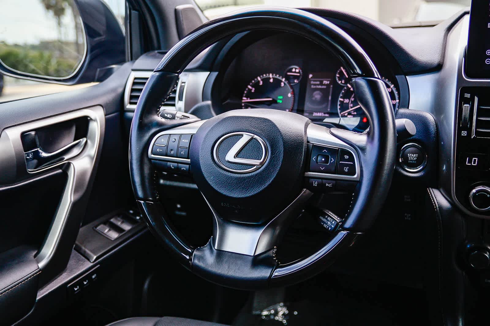 Thumbnail: 2022 Lexus GX - 15