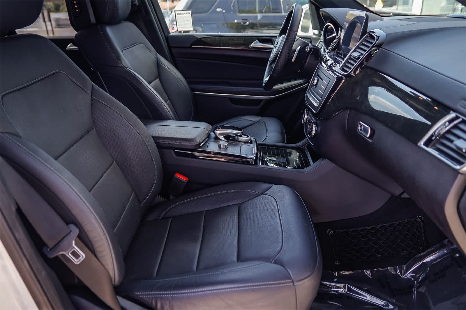 Thumbnail: 2017 Mercedes-Benz GLS - 17