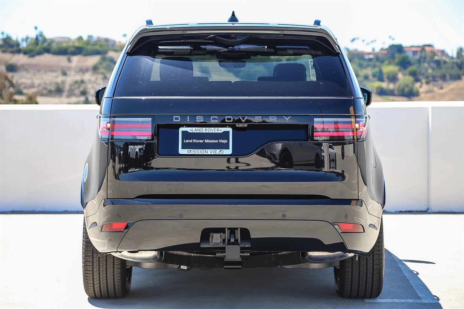 Thumbnail: 2025 Land Rover Discovery - 7