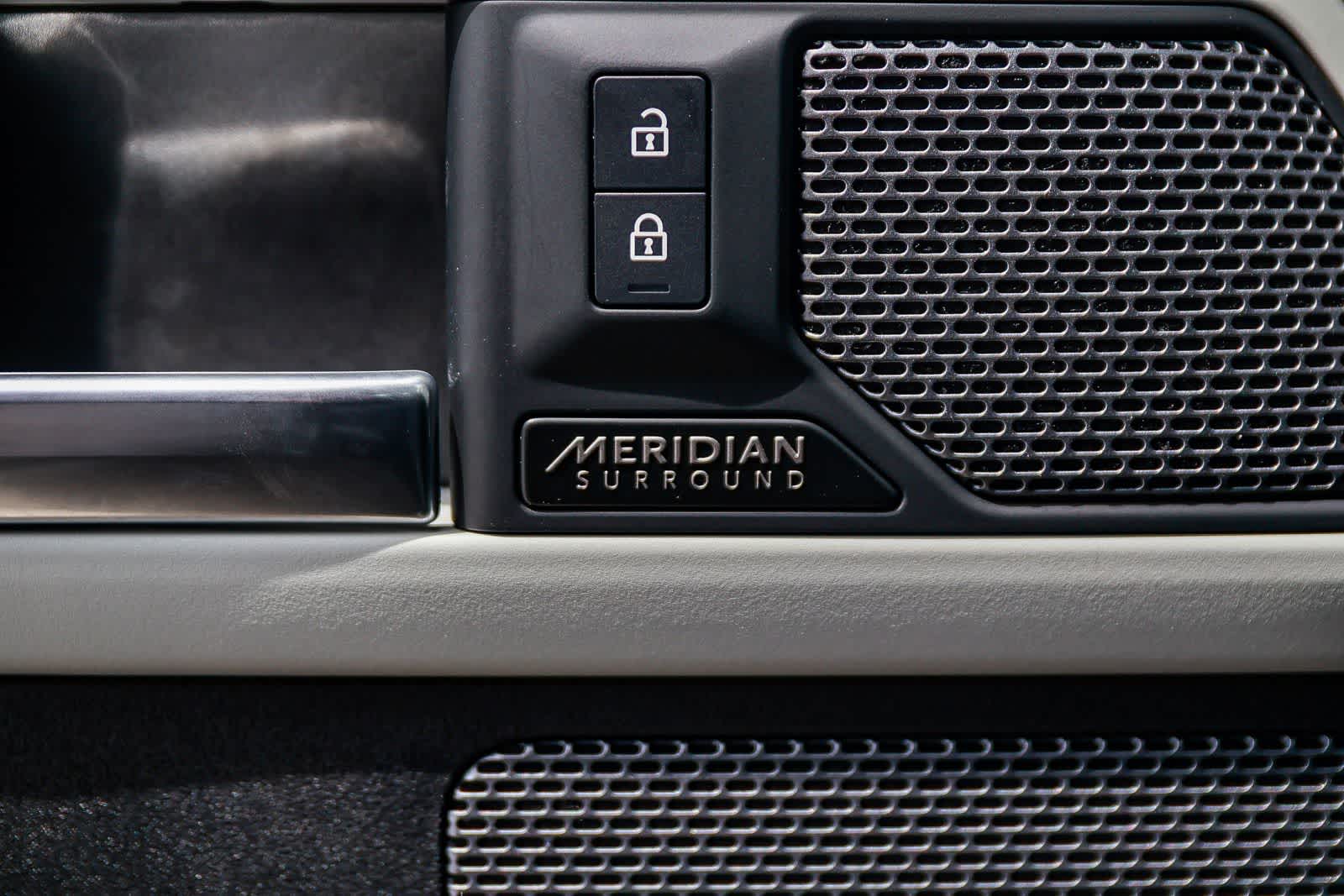 Thumbnail: 2023 Land Rover Defender - 23