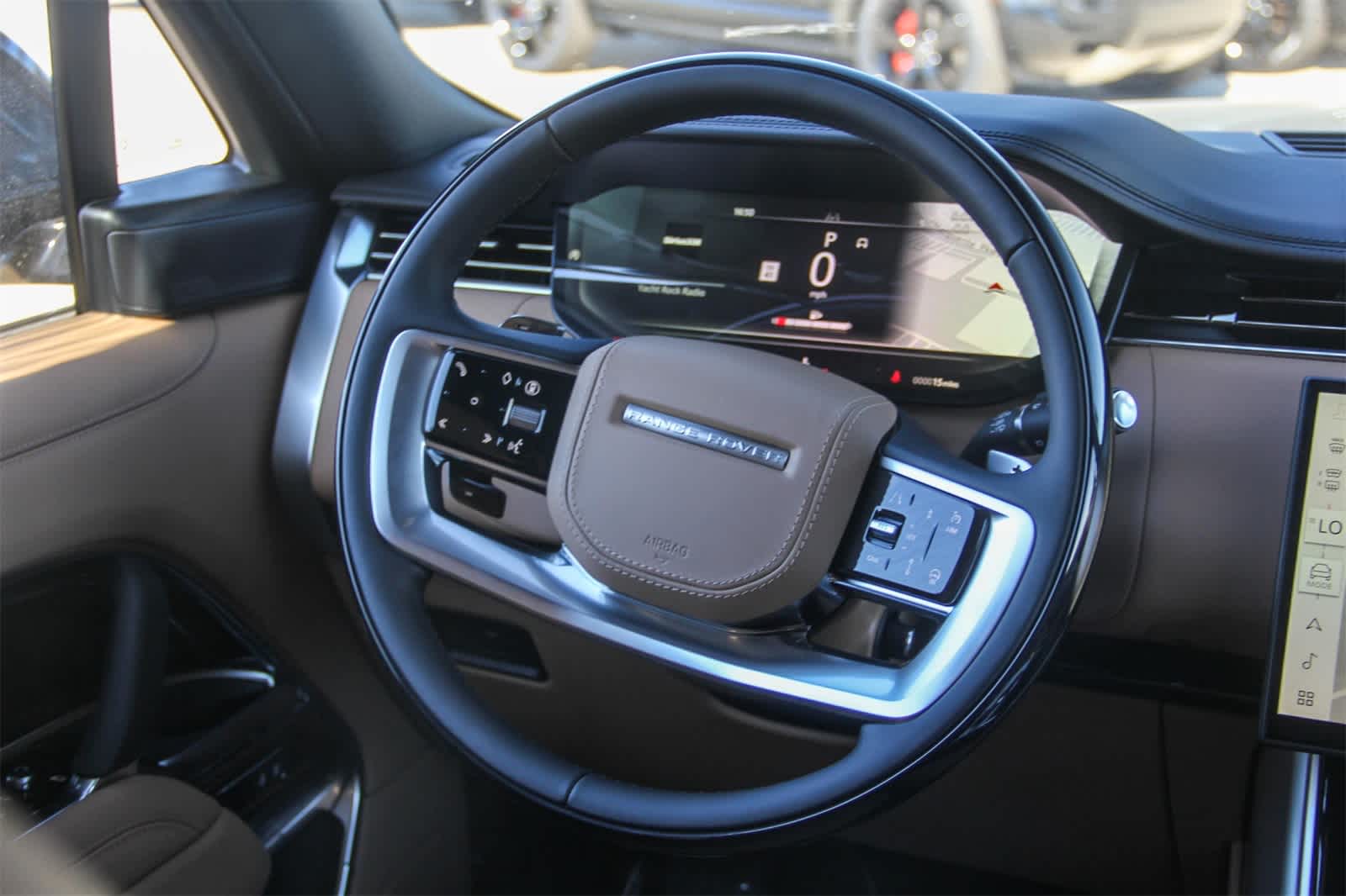Thumbnail: 2025 Land Rover Range Rover - 14