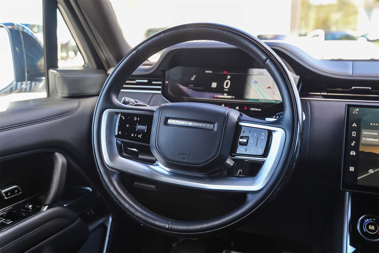 Thumbnail: 2023 Land Rover Range Rover - 16