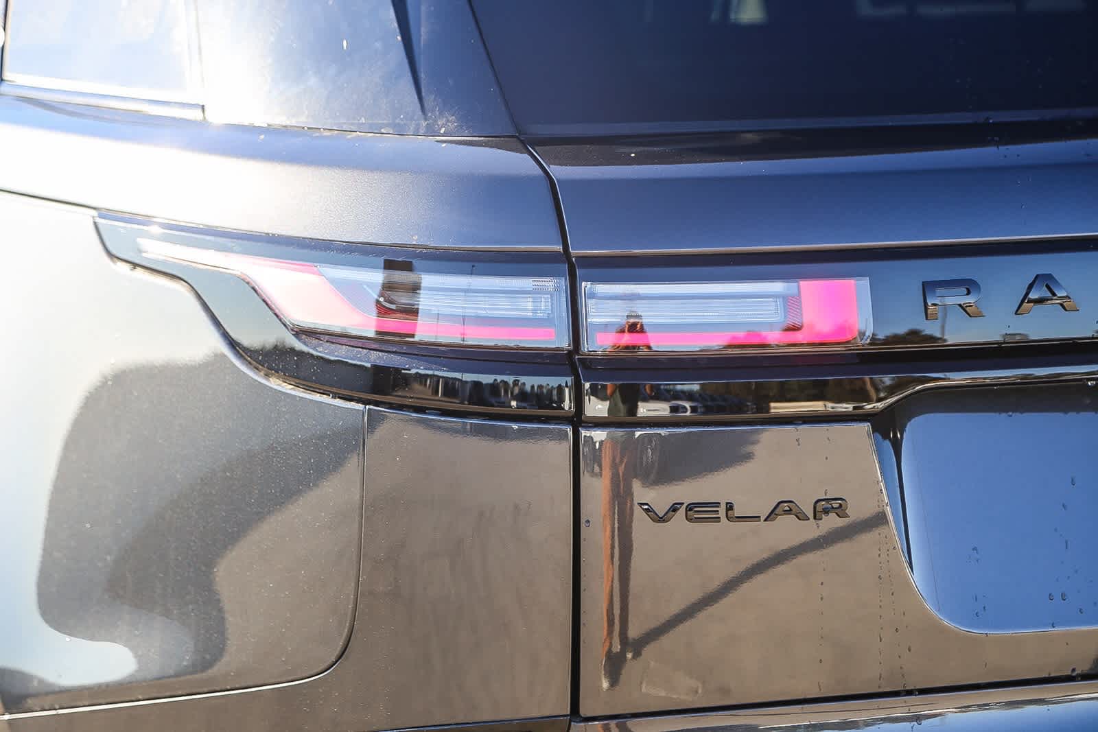 Thumbnail: 2026 Land Rover Range Rover Velar - 9