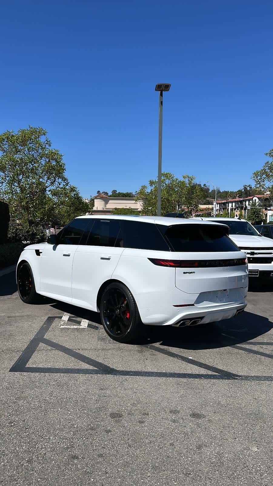 Thumbnail: 2025 Land Rover Range Rover Sport - 10