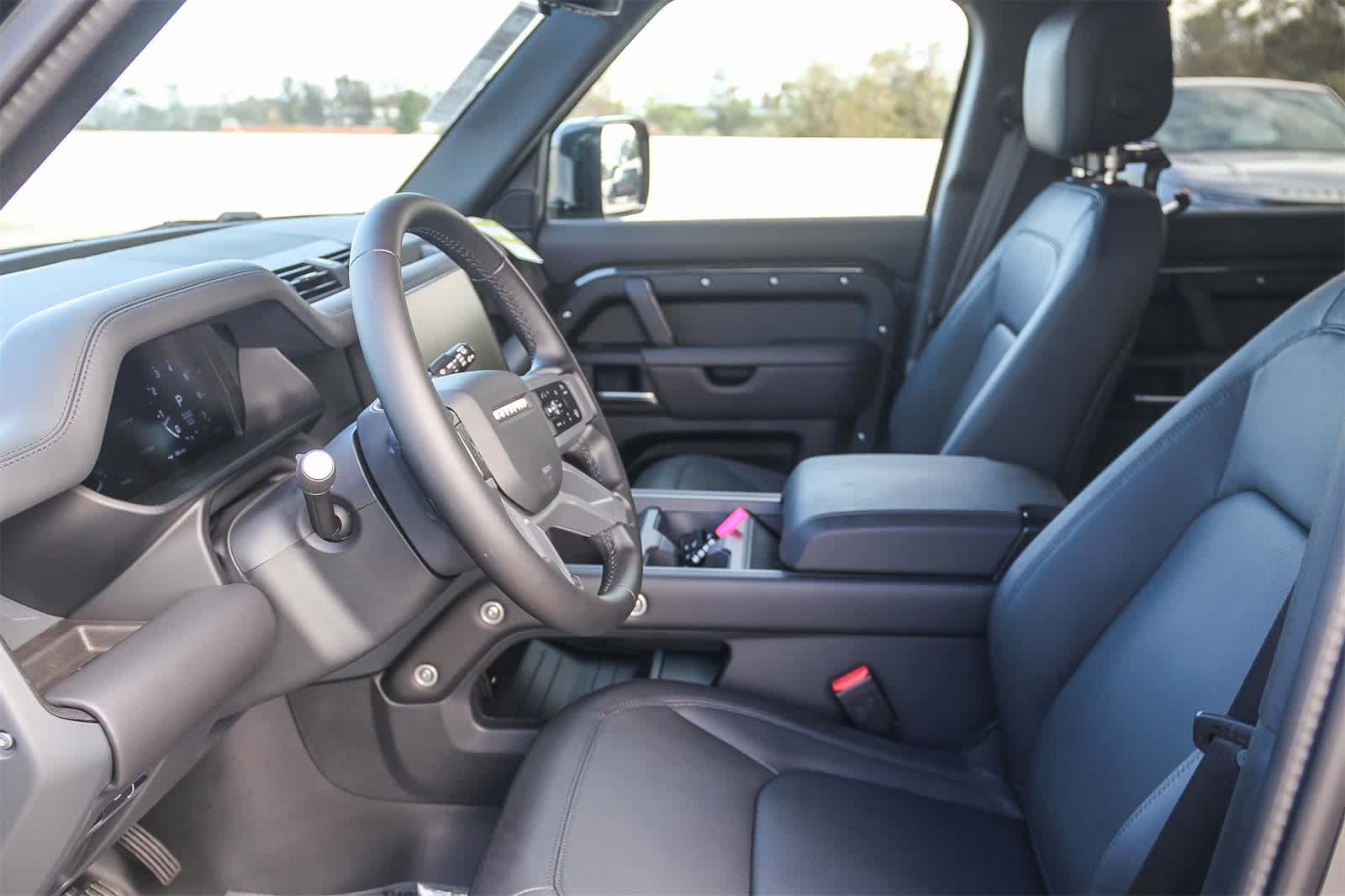 Thumbnail: 2026 Land Rover Defender - 21