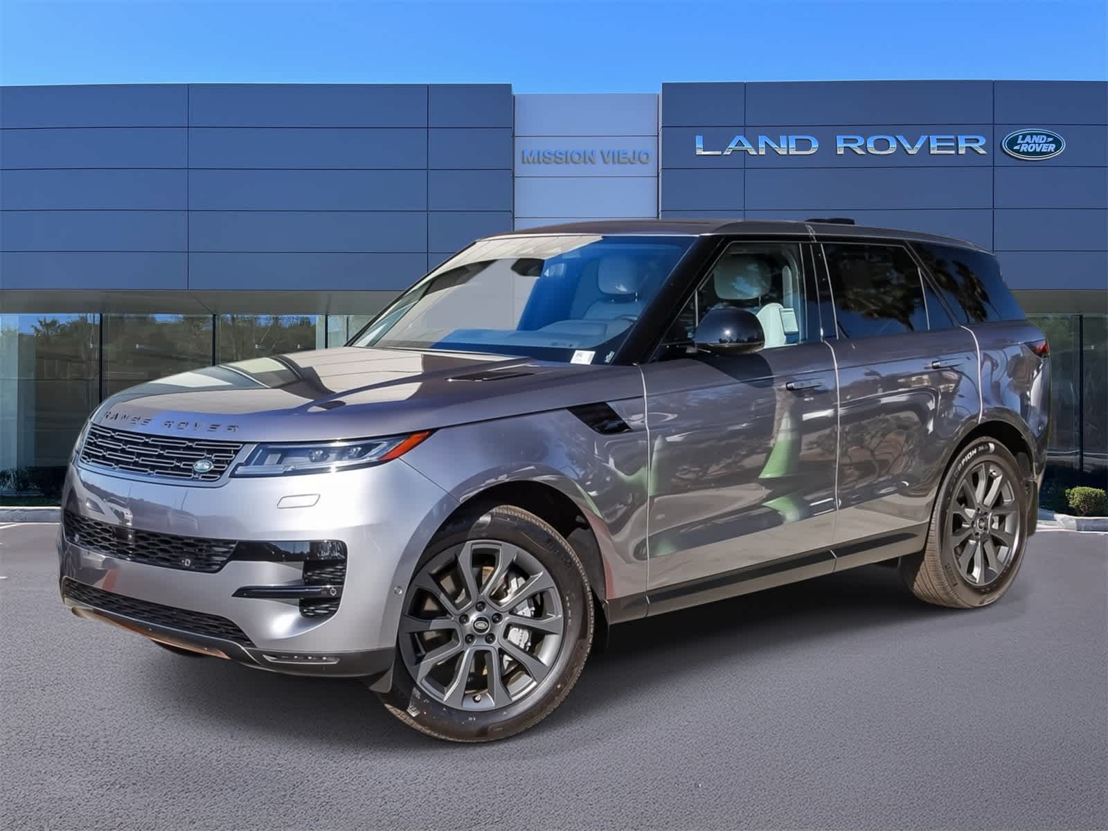 2025 Land Rover Range Rover Sport SE's photo