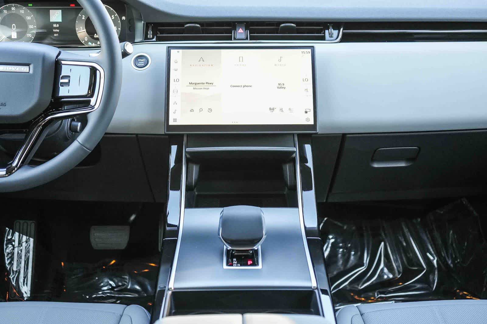 Thumbnail: 2026 Land Rover Range Rover Evoque - 11