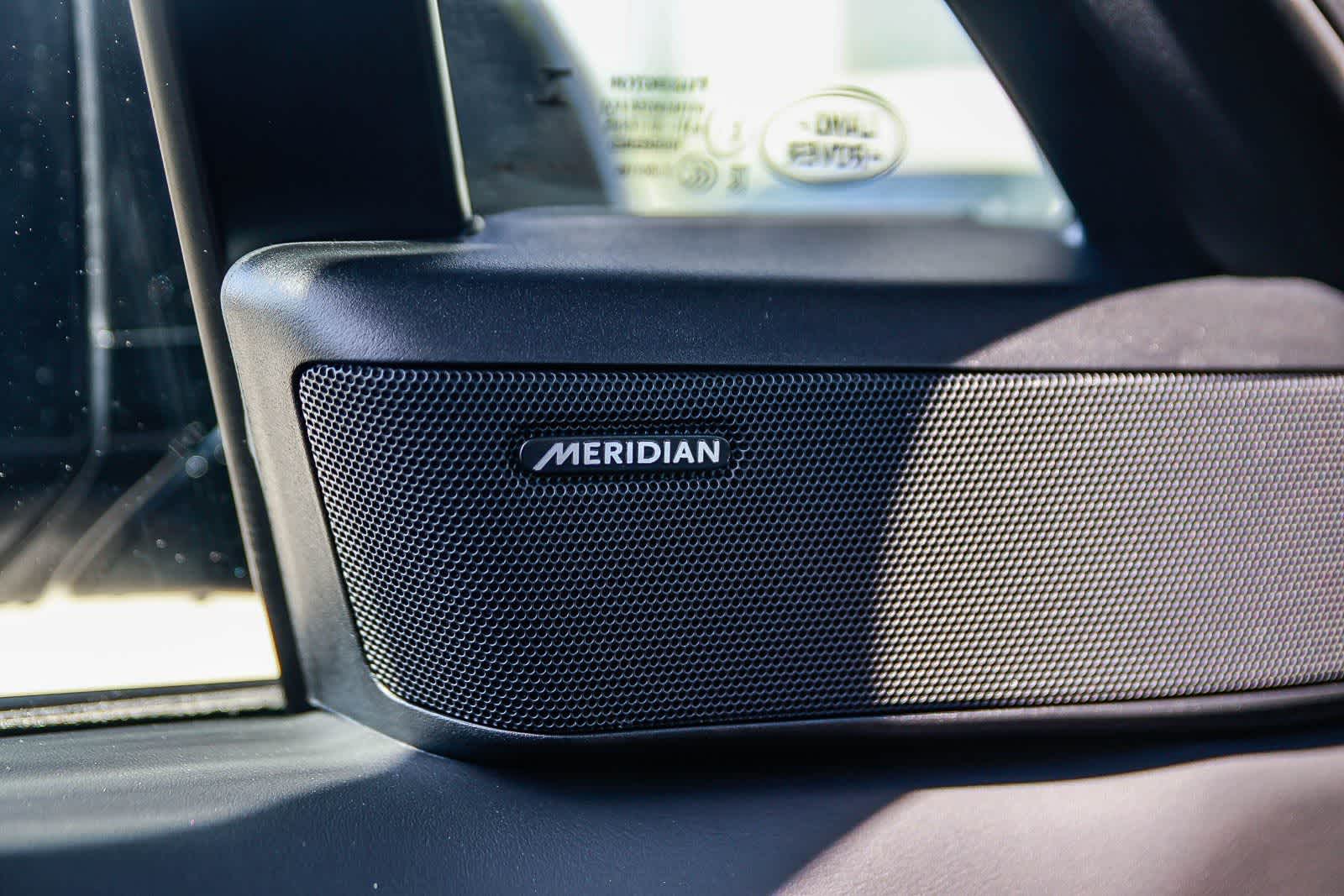 Thumbnail: 2025 Land Rover Range Rover Sport - 21