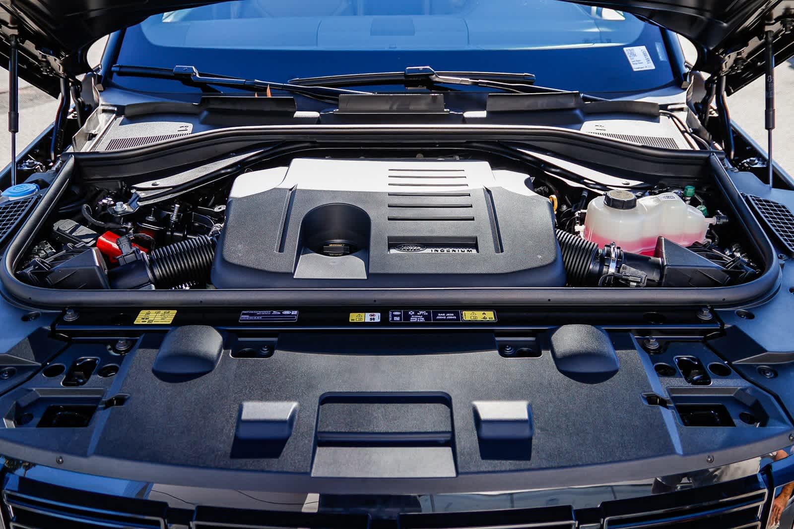 Thumbnail: 2026 Land Rover Range Rover Sport - 26