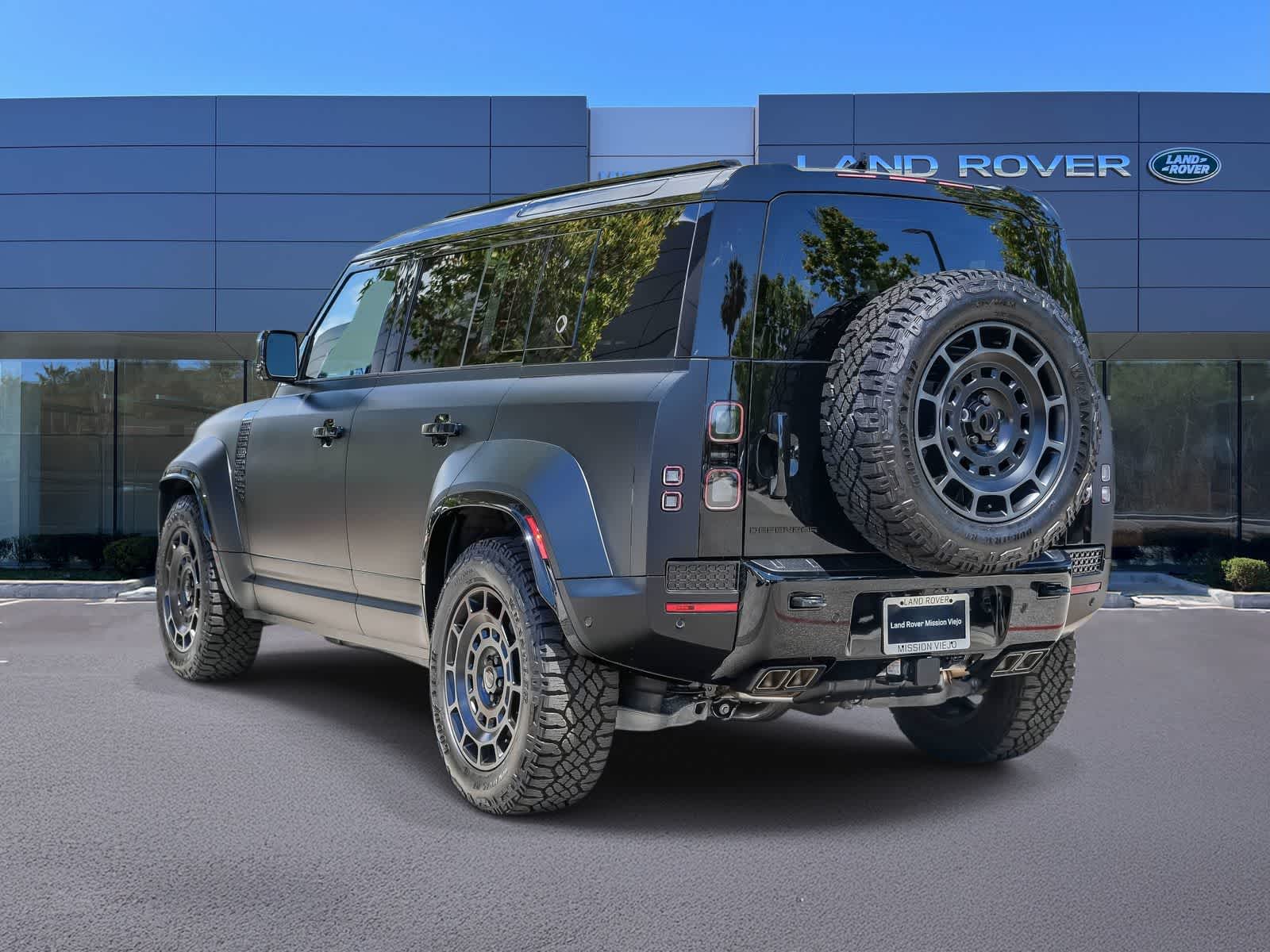 Thumbnail: 2026 Land Rover Defender - 6