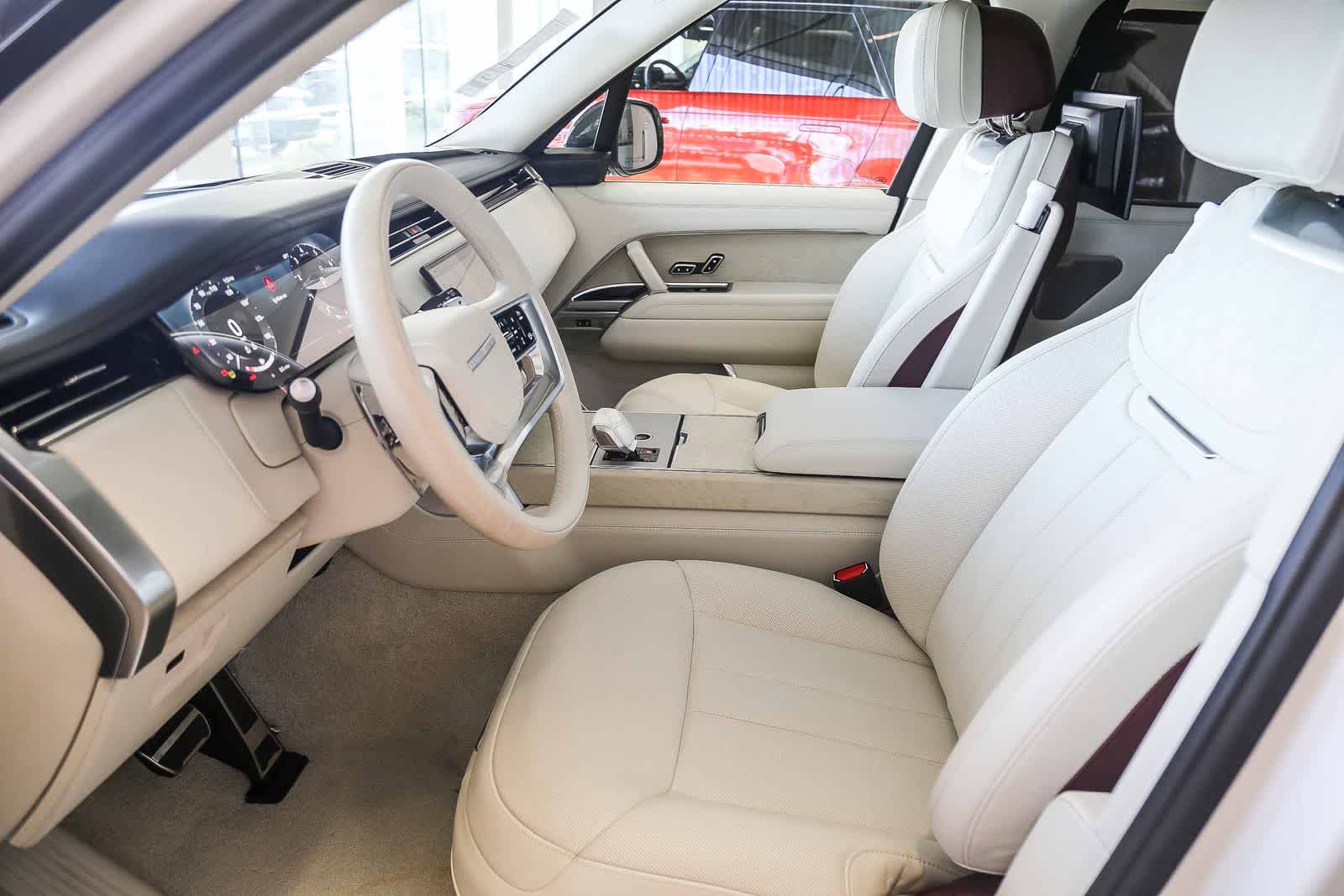 Thumbnail: 2024 Land Rover Range Rover - 27