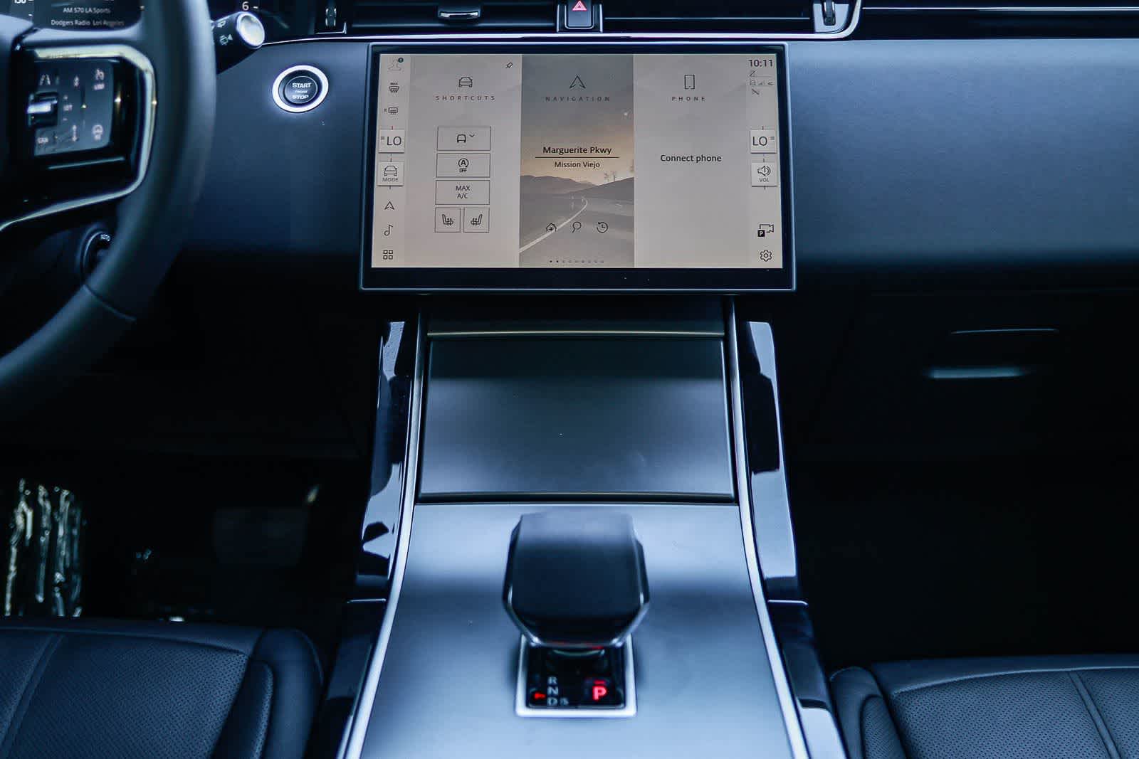 Thumbnail: 2026 Land Rover Range Rover Evoque - 13