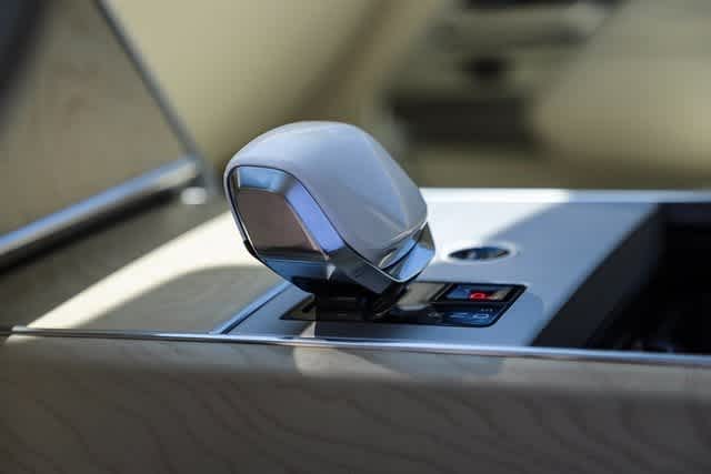 Thumbnail: 2024 Land Rover Range Rover - 26