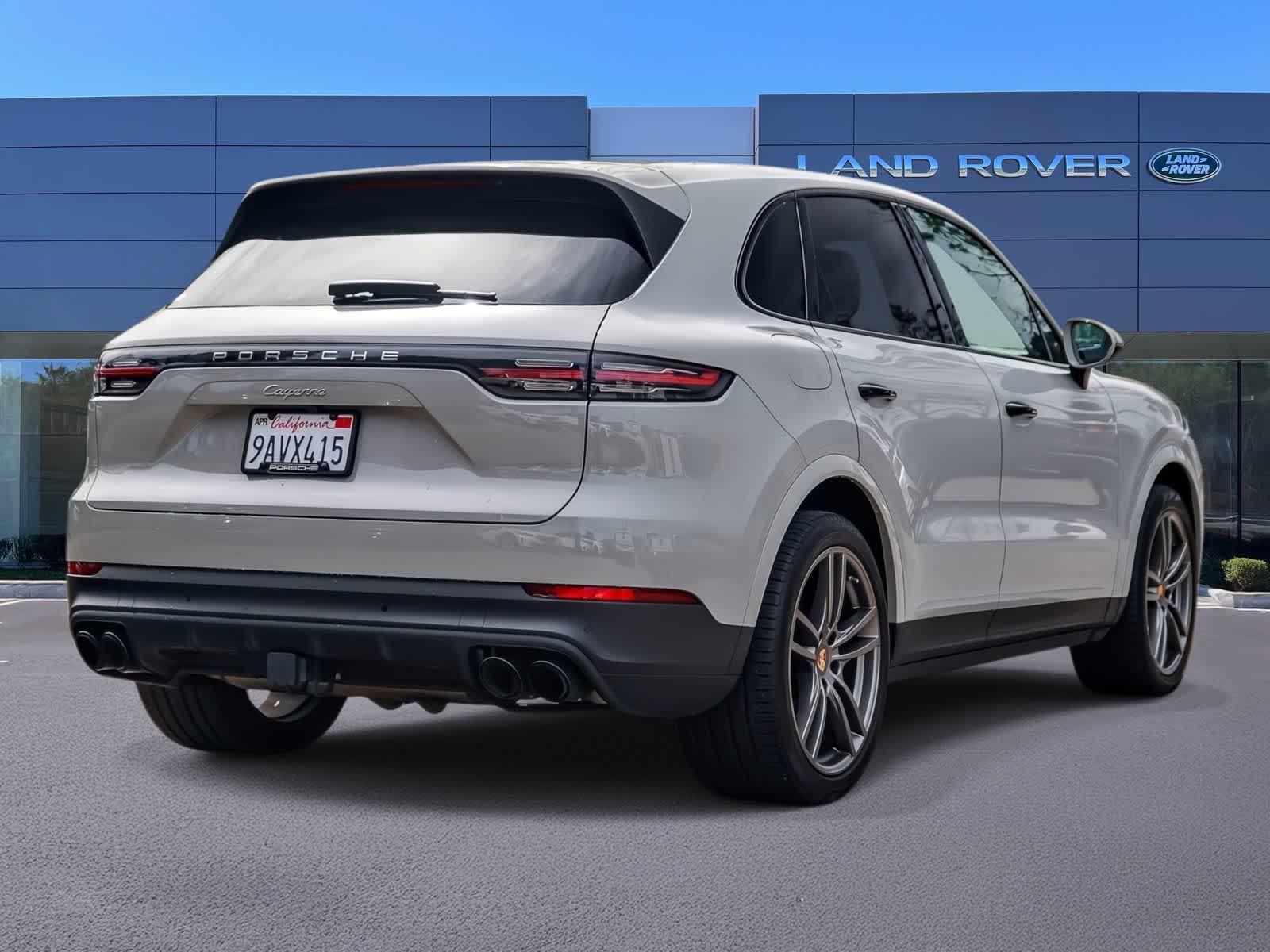 Thumbnail: 2022 Porsche Cayenne - 4