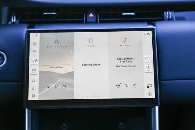 Thumbnail: 2024 Land Rover Discovery Sport - 14