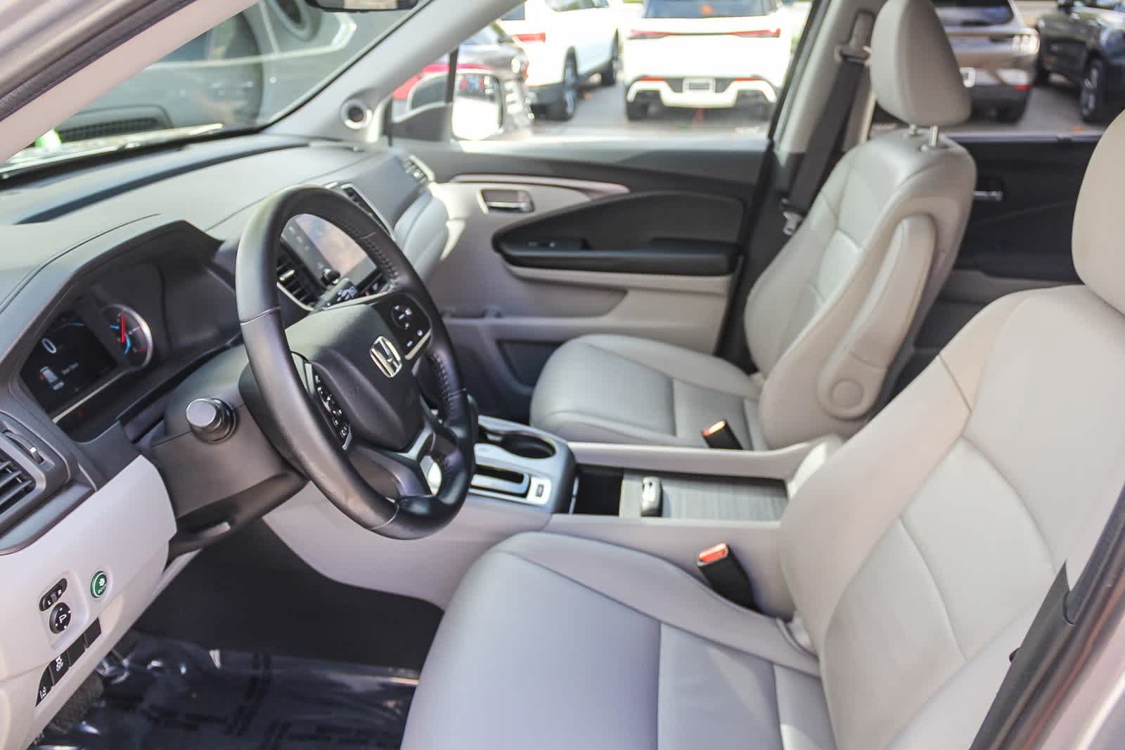 Thumbnail: 2020 Honda Pilot - 23