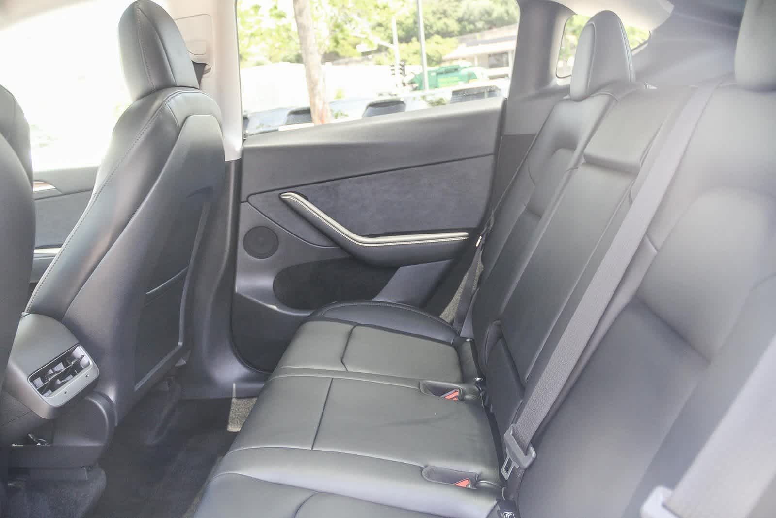 2023 Tesla Model Y Long Range 16