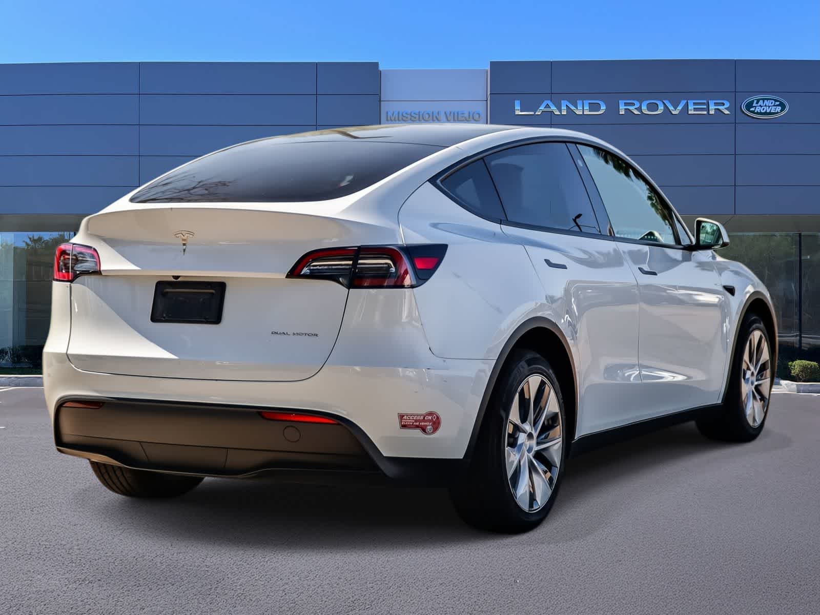 Thumbnail: 2023 Tesla Model Y - 4