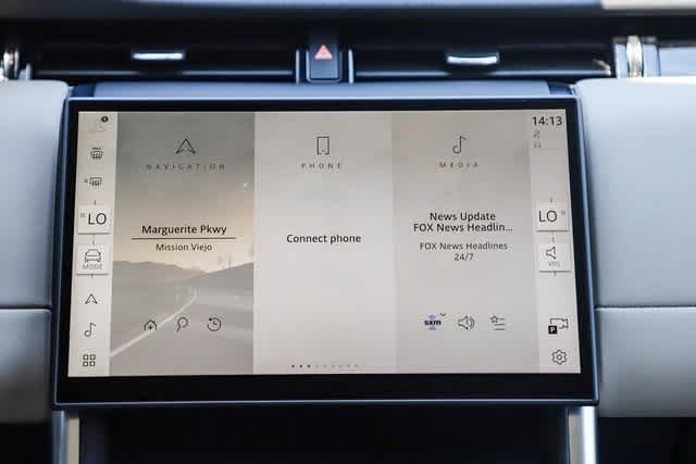 Thumbnail: 2024 Land Rover Discovery Sport - 14