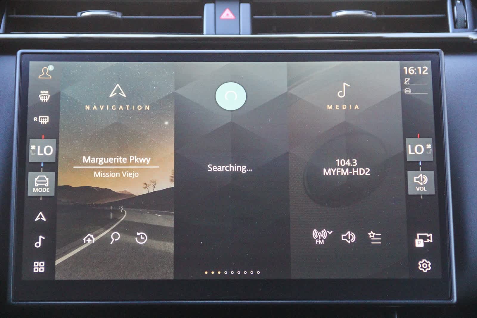 Thumbnail: 2026 Land Rover Range Rover Velar - 13