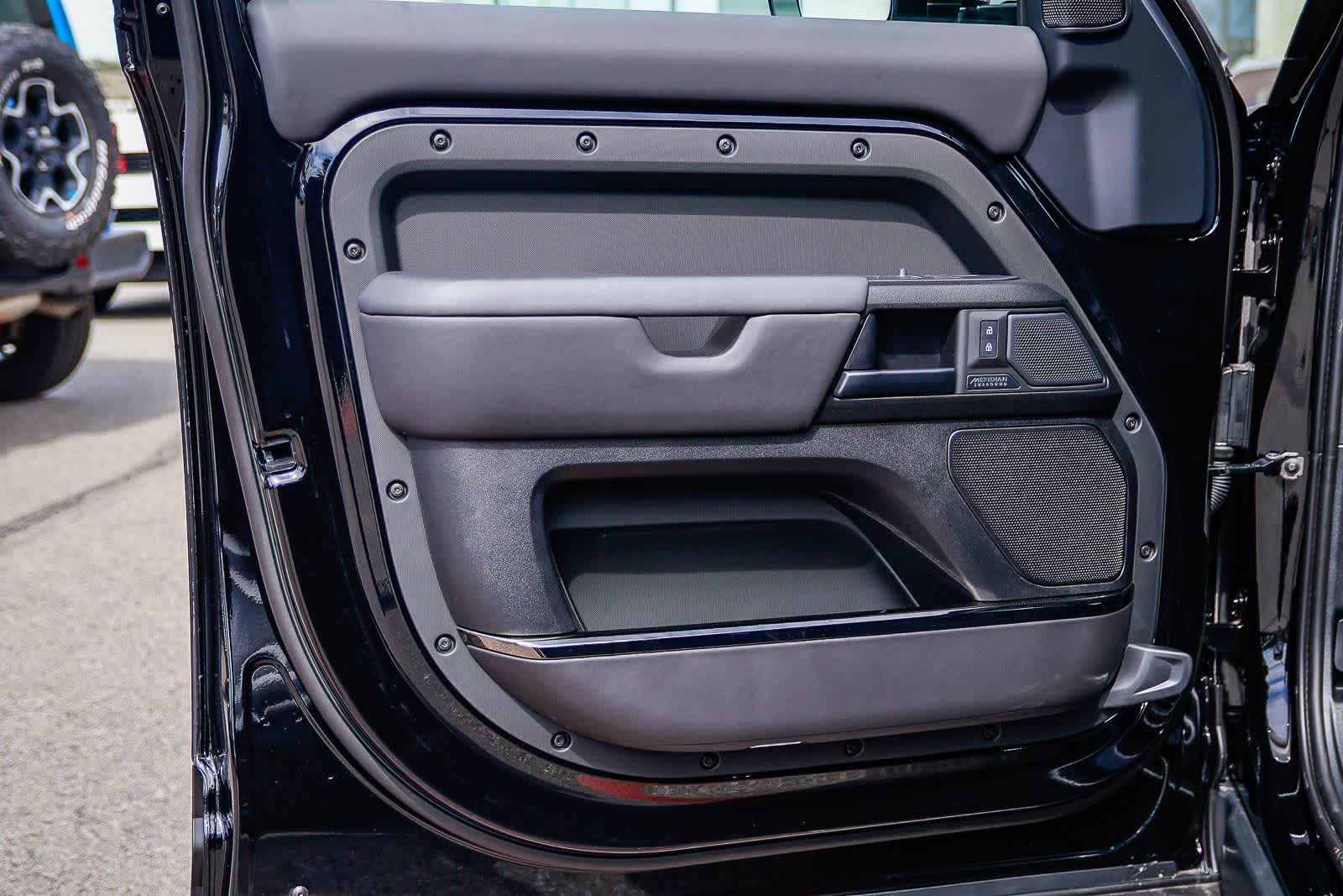 Thumbnail: 2026 Land Rover Defender - 21