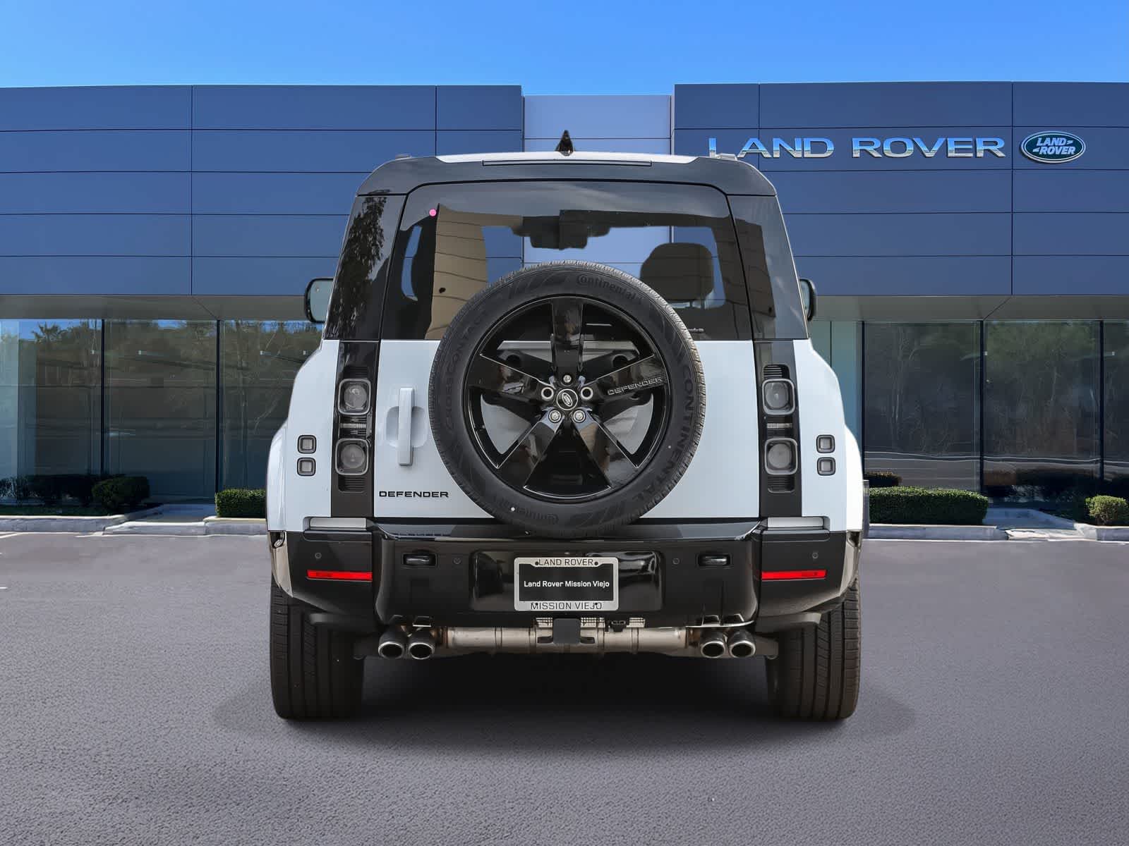 Thumbnail: 2025 Land Rover Defender - 7