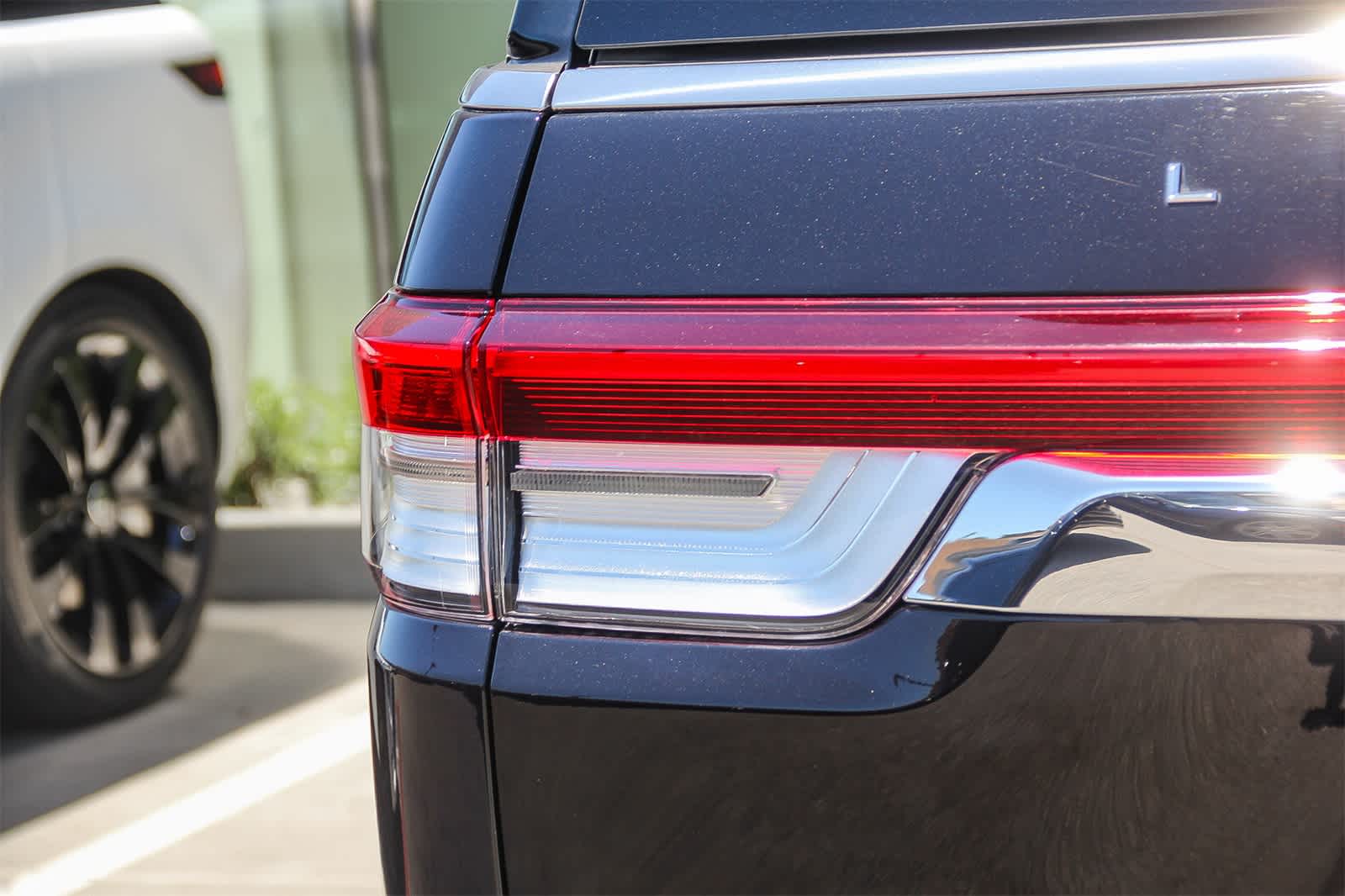 Thumbnail: 2023 Lincoln Navigator - 7