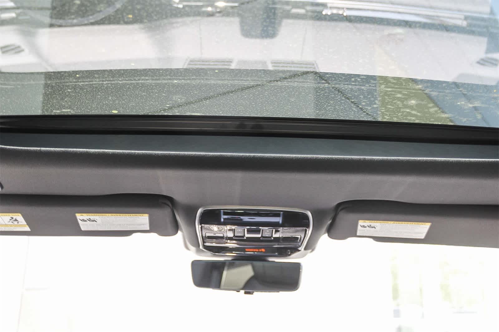 Thumbnail: 2023 Land Rover Range Rover - 15
