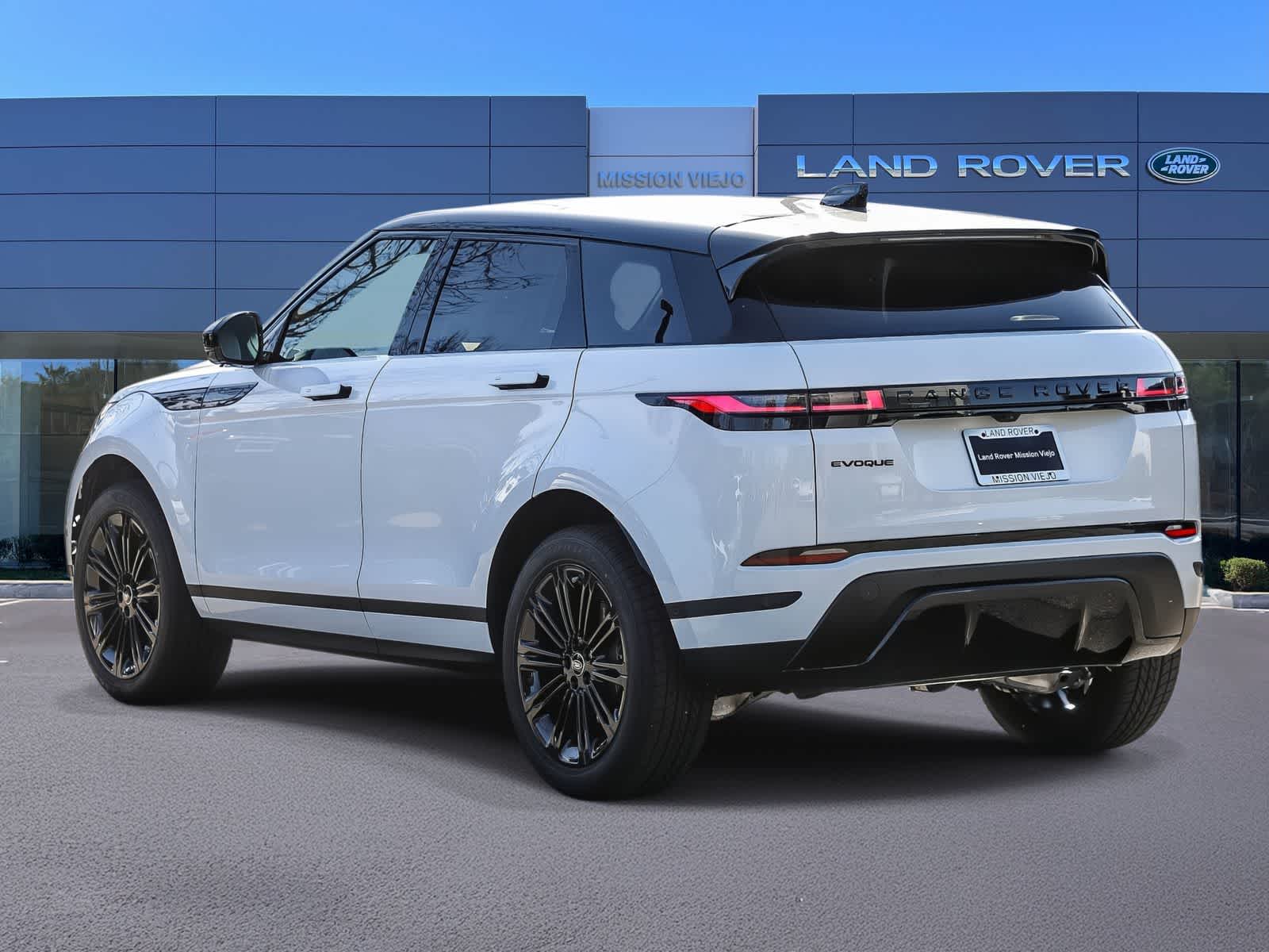 Thumbnail: 2026 Land Rover Range Rover Evoque - 8