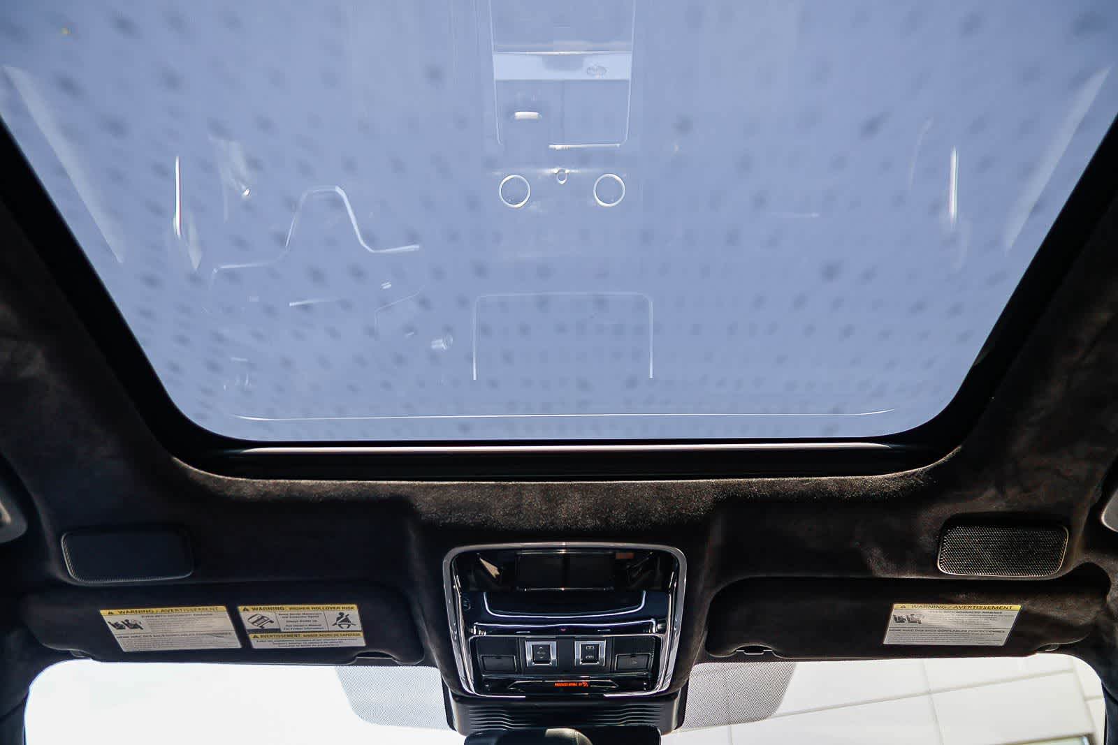 Thumbnail: 2023 Land Rover Range Rover Velar - 16