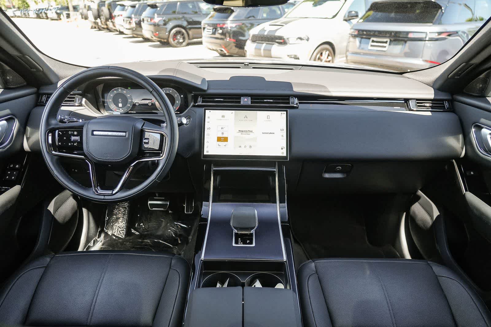 Thumbnail: 2026 Land Rover Range Rover Velar - 10