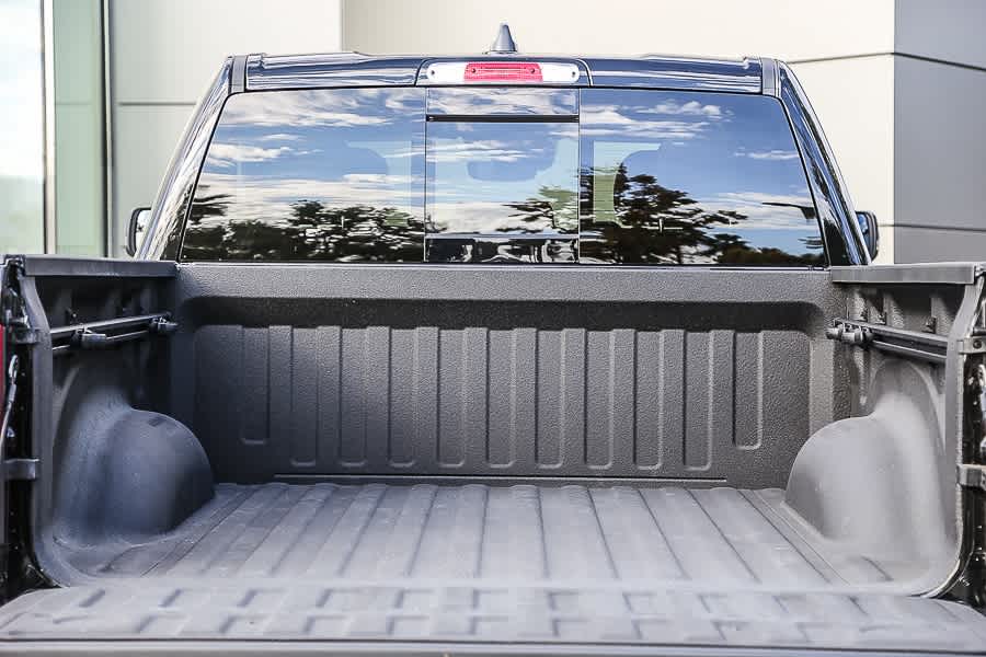 Thumbnail: 2025 RAM 1500 - 26