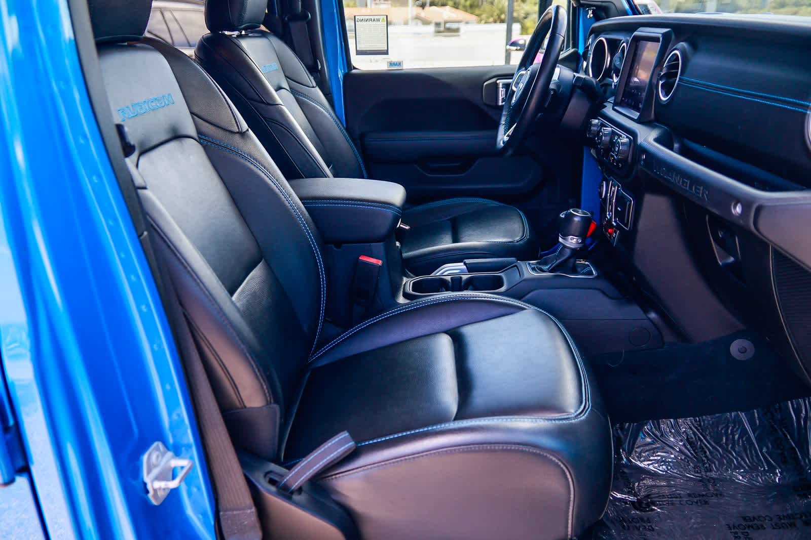 Thumbnail: 2022 Jeep Wrangler - 16