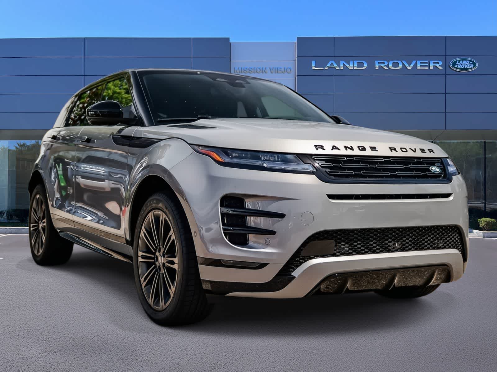 Thumbnail: 2026 Land Rover Range Rover Evoque - 3