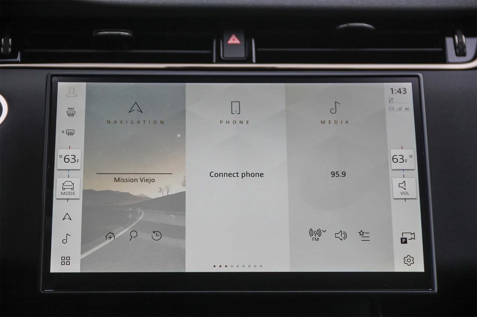 Thumbnail: 2026 Land Rover Range Rover Evoque - 14