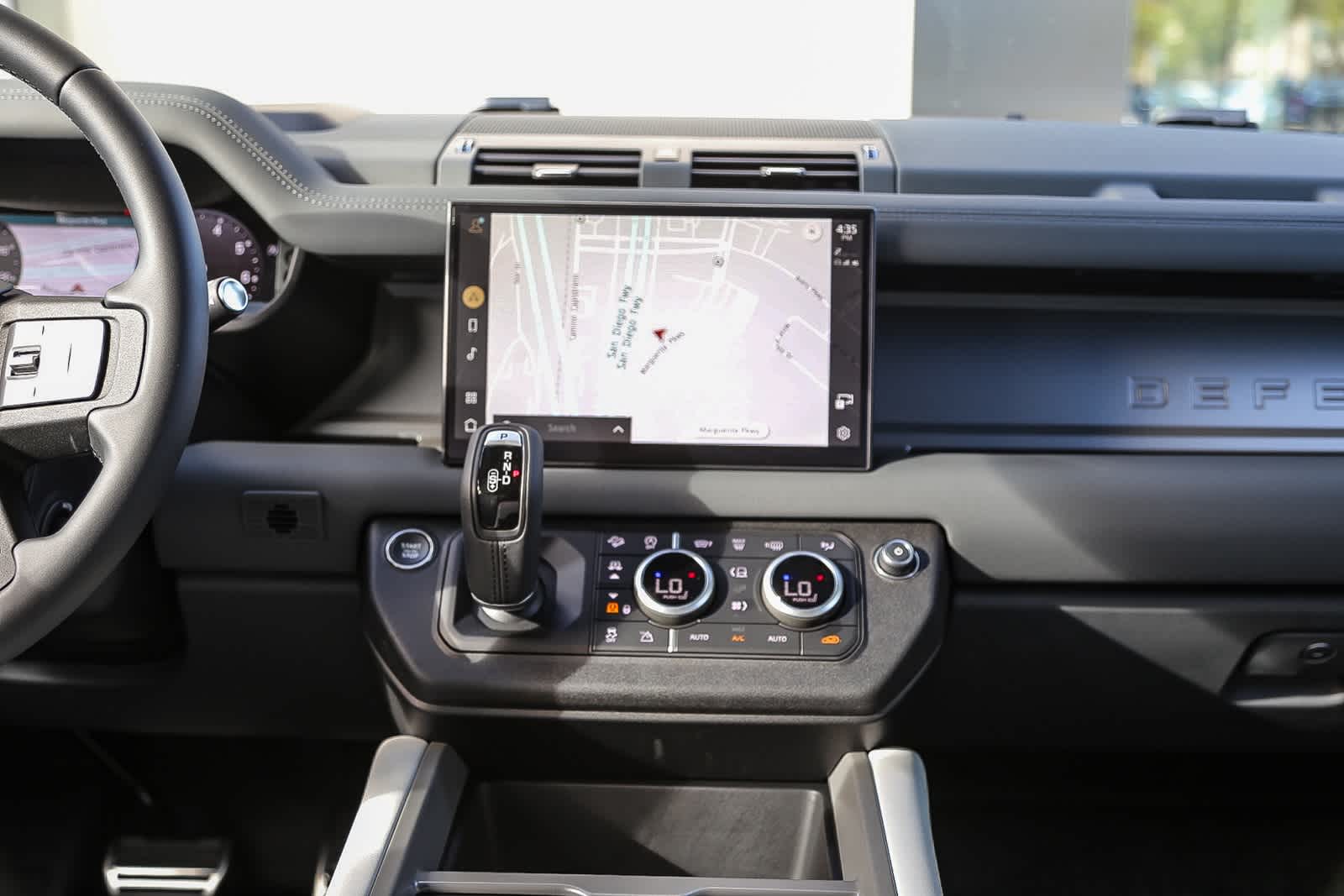 Thumbnail: 2025 Land Rover Defender - 13