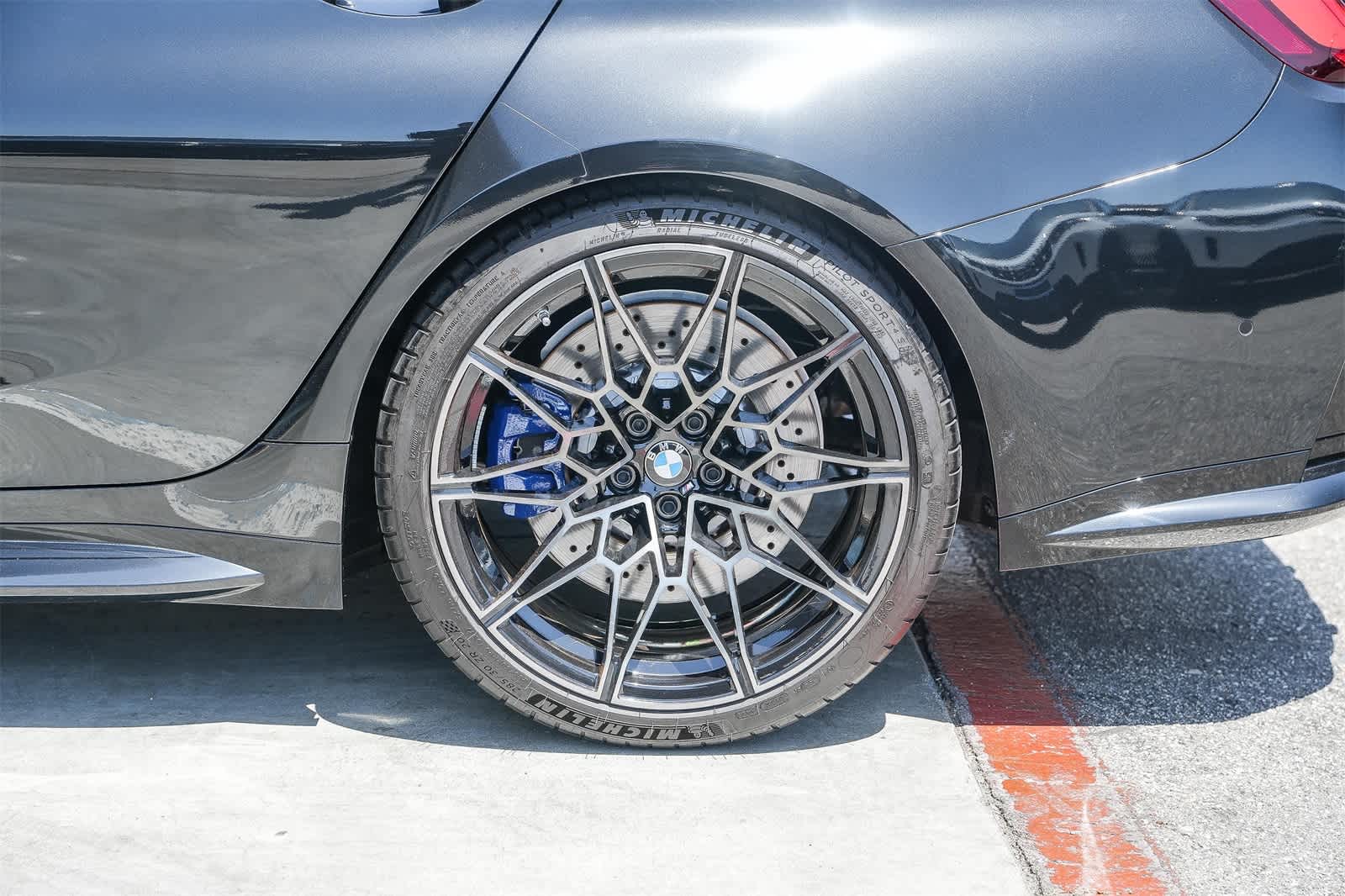 Thumbnail: 2023 BMW M3 - 10